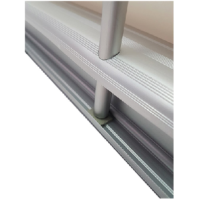 Roll-Up Stand